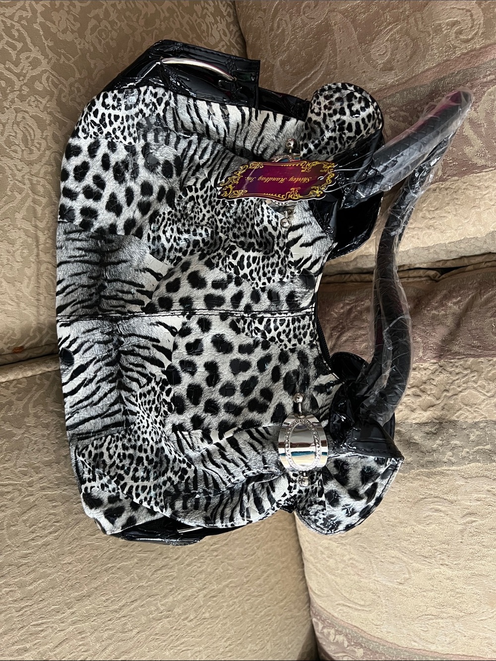Black & White Animal-Print Shoulder Bag - Stylish Women’s Tote